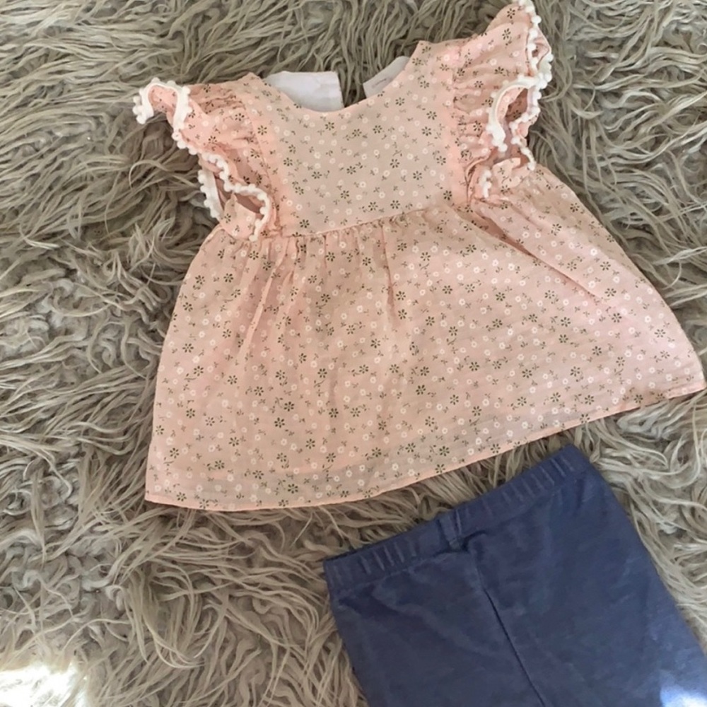 NWOT-Pippa & Julie Flutter Floral Blouse & Crop Legging